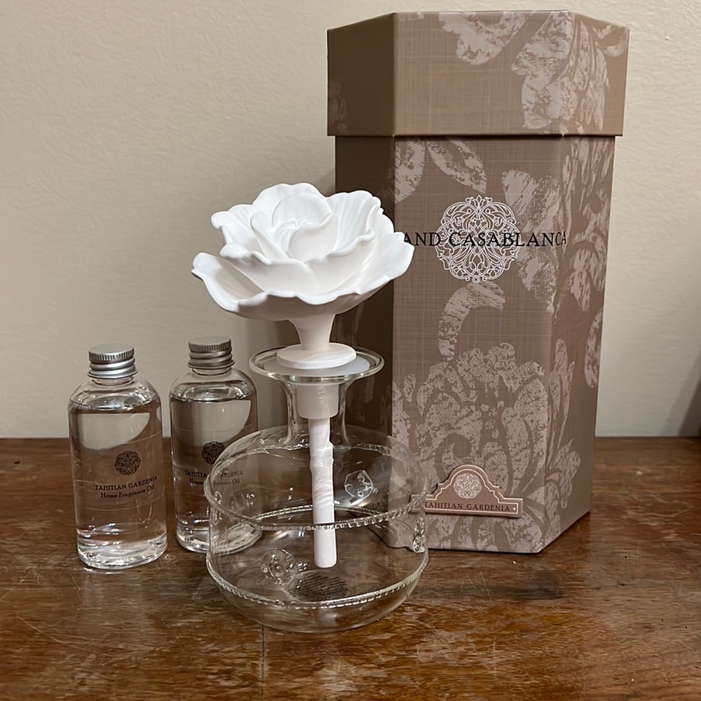 NIB Tahitian Gardenia Grand Casablanca Porcelain Diffuser, 6.8 ounces